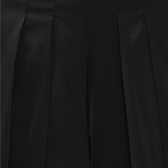 Karmamia Bermuda Shorts, Hammered Black